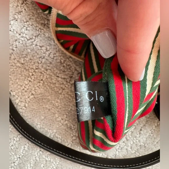 Vintage Gucci Medium Canvas Hobo Bag - Picture 10 of 12